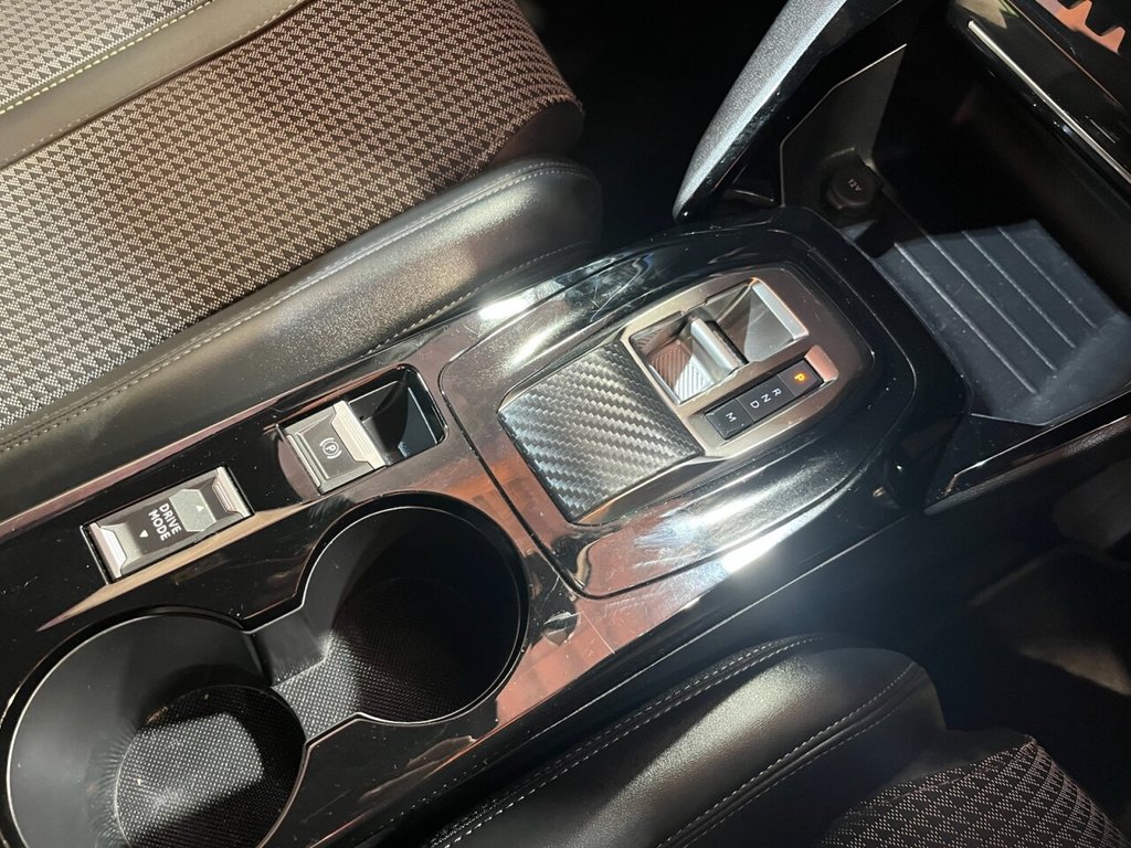 Used Peugeot 2008 2023 for sale - 78200355: Photo 10