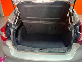 Used Ford Focus 2014 for sale - 77905142: Photo