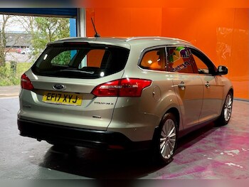 Used Ford Focus 2017 for sale - 78061977: Photo