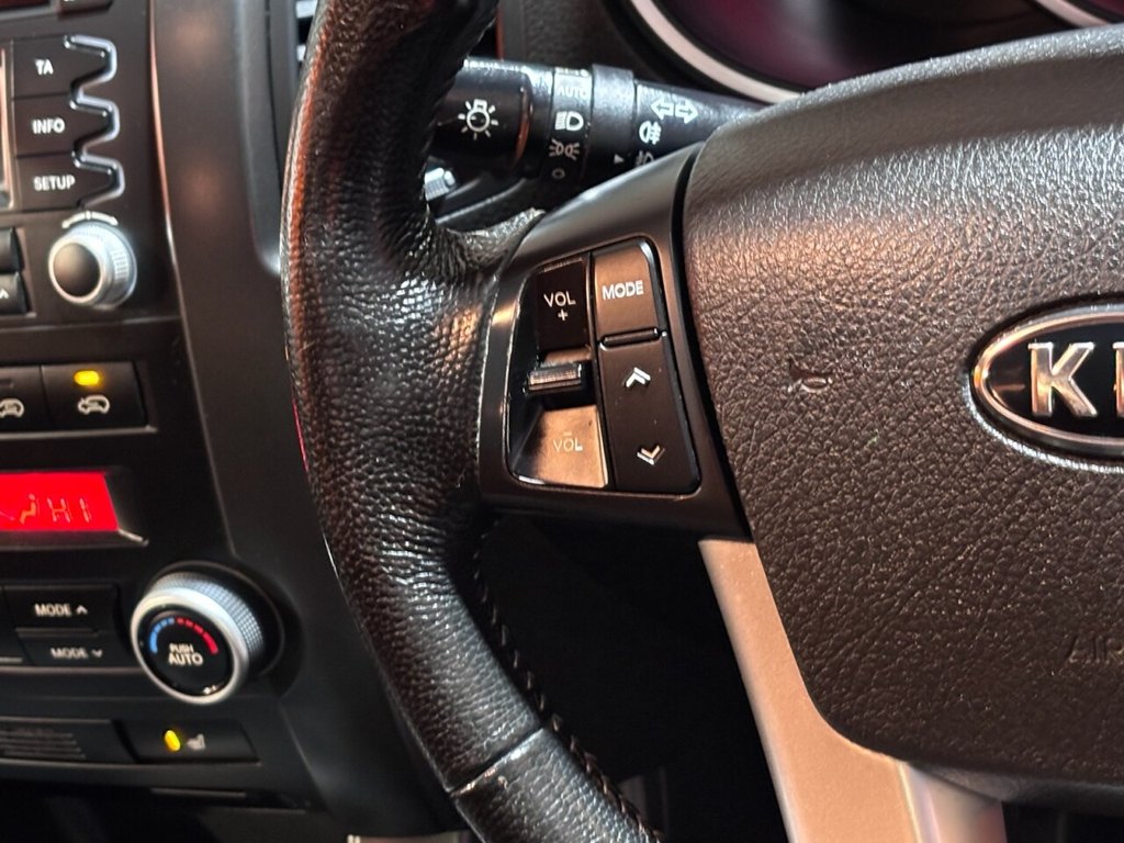Used Kia Sorento 2010 for sale - 76520397: Photo 25