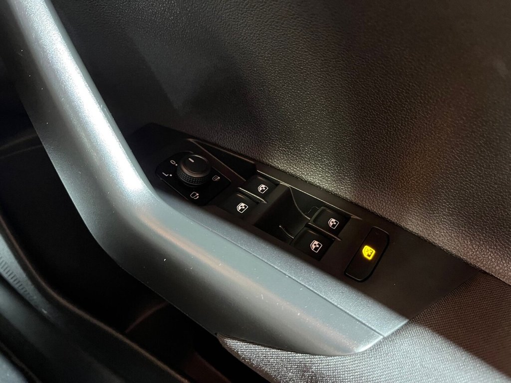 Used Volkswagen Taigo 2023 for sale - 77571443: Photo 41