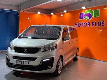 Used Peugeot Traveller 2016 for sale - 76185635: Photo