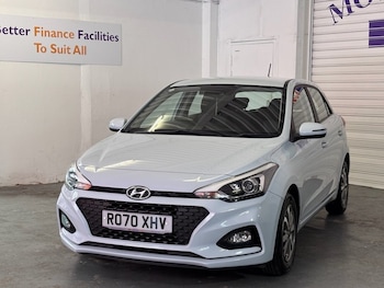 Used Hyundai i20 2020 for sale - 75579597: Photo