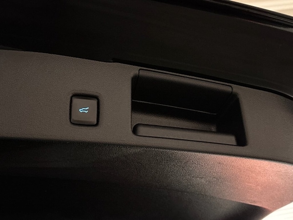 Used Ford Kuga 2023 for sale - 75642583: Photo 19
