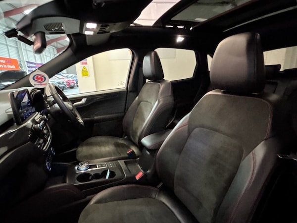 Used Ford Kuga 2023 for sale - 75642583: Photo 21
