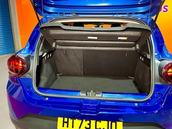 Used Dacia Sandero Stepway 2023 for sale - 78256756: Photo