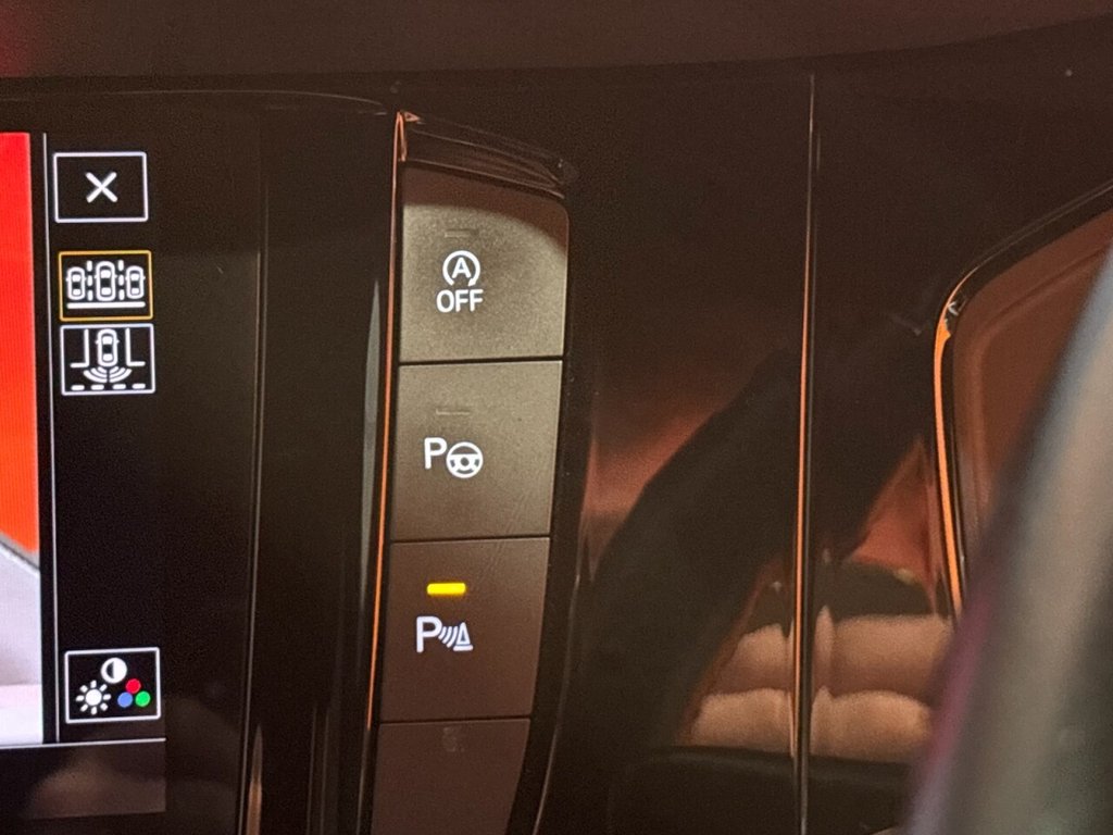 Used Volkswagen Touareg 2018 for sale - 75758547: Photo 33