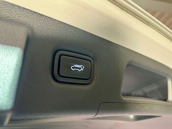 Used Hyundai Santa Fe 2019 for sale - 78538305: Photo