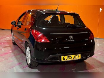 Used Peugeot 308 2013 for sale - 77571677: Photo