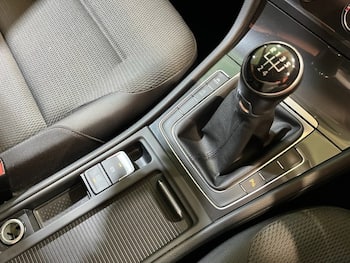 Used Volkswagen Golf 2019 for sale - 79470507: Photo
