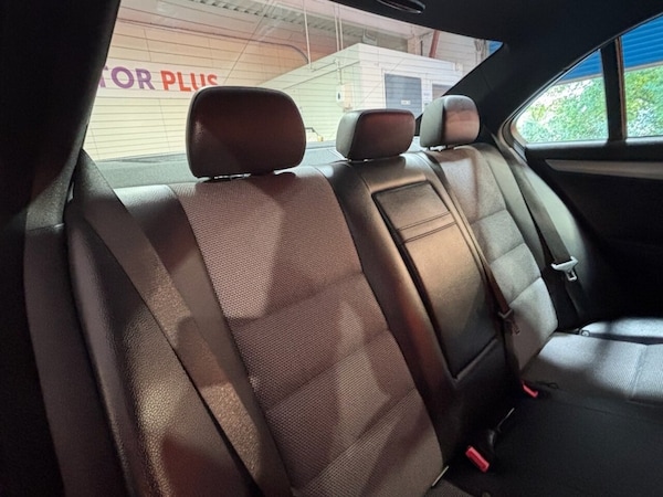 Used Mercedes-Benz C-Class 2013 for sale - 76010301: Photo 16