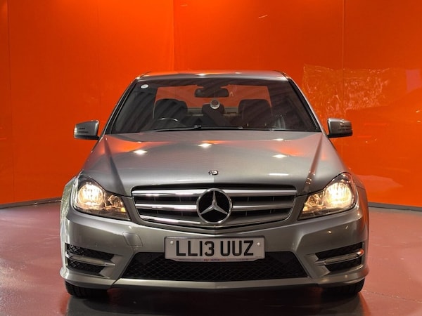 Used Mercedes-Benz C-Class 2013 for sale - 76010301: Photo 3