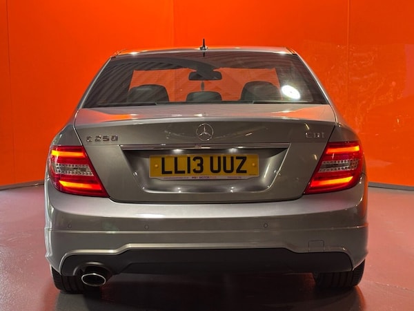 Used Mercedes-Benz C-Class 2013 for sale - 76010301: Photo 5