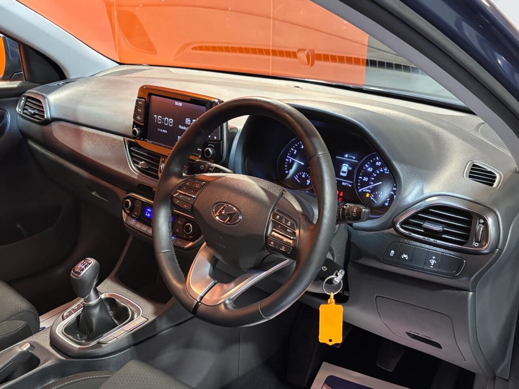 Used Hyundai i30 2017 for sale - 76604364: Photo 11