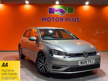 Volkswagen - Golf
