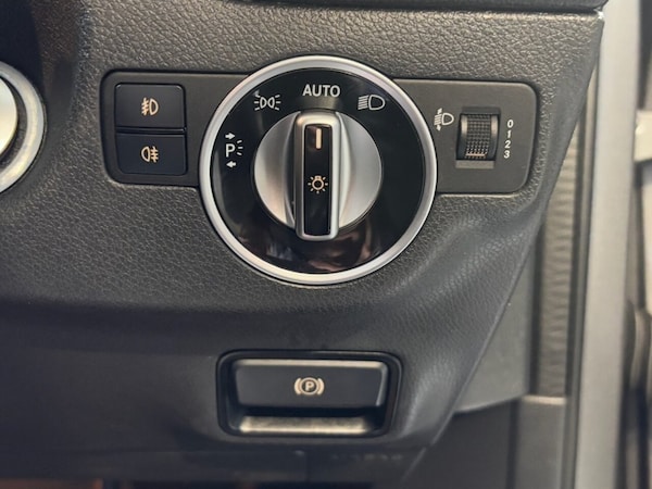 Used Mercedes-Benz GLA 2017 for sale - 75300824: Photo 45
