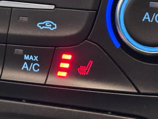 Used Ford Kuga 2018 for sale - 74461404: Photo 41