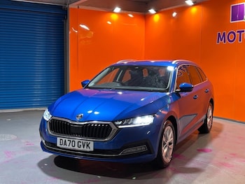 Used Skoda Octavia 2020 for sale - 76665507: Photo