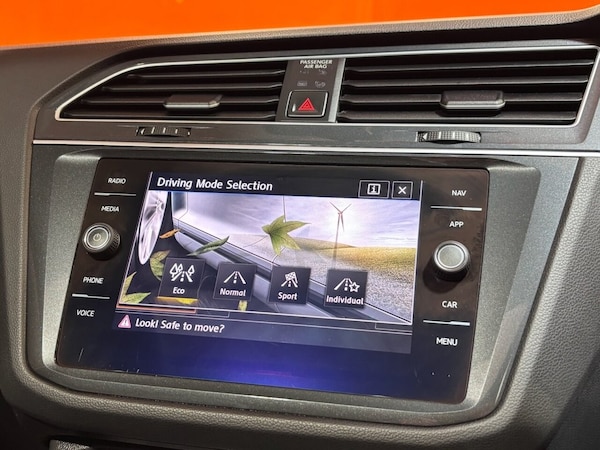 Used Volkswagen Tiguan 2020 for sale - 76185057: Photo 38