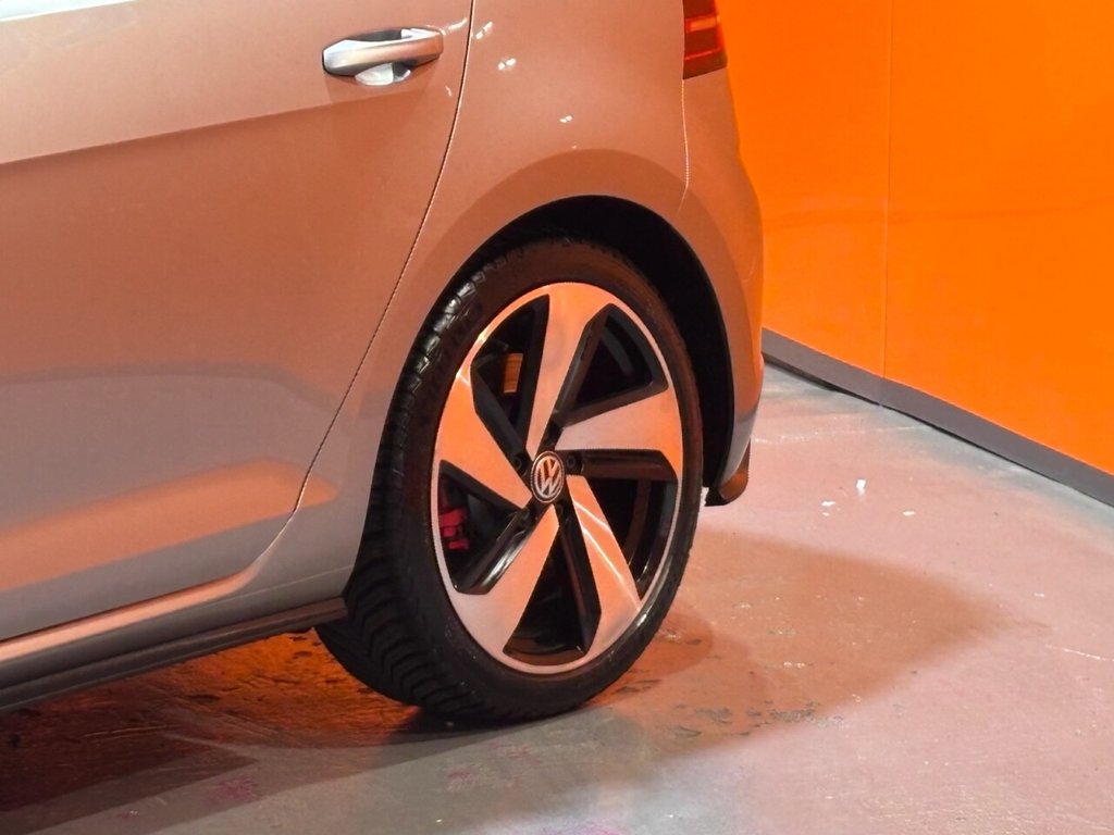 Used Volkswagen Golf 2019 for sale - 76356678: Photo 10