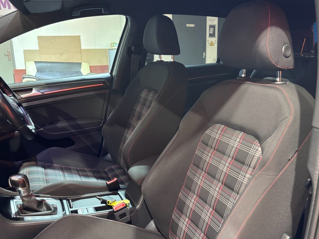 Used Volkswagen Golf 2019 for sale - 76356678: Photo 16