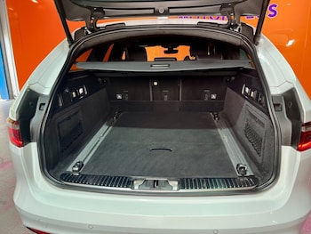 Used Jaguar XF 2019 for sale - 78538308: Photo