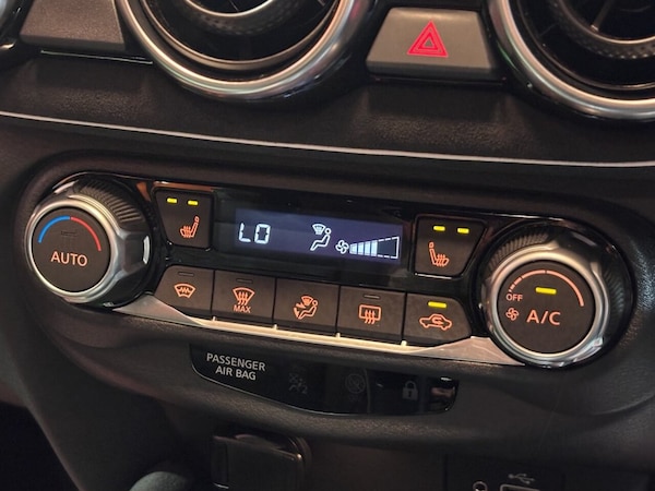 Used Nissan Juke 2023 for sale - 76303653: Photo 25