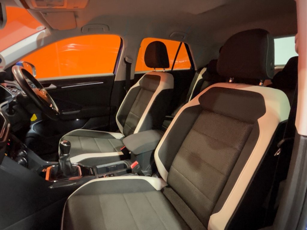 Used Volkswagen T-Roc 2018 for sale - 76279351: Photo 17