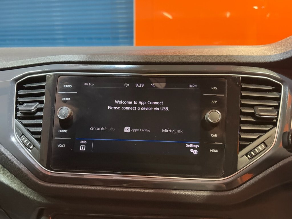 Used Volkswagen T-Roc 2018 for sale - 76279351: Photo 27