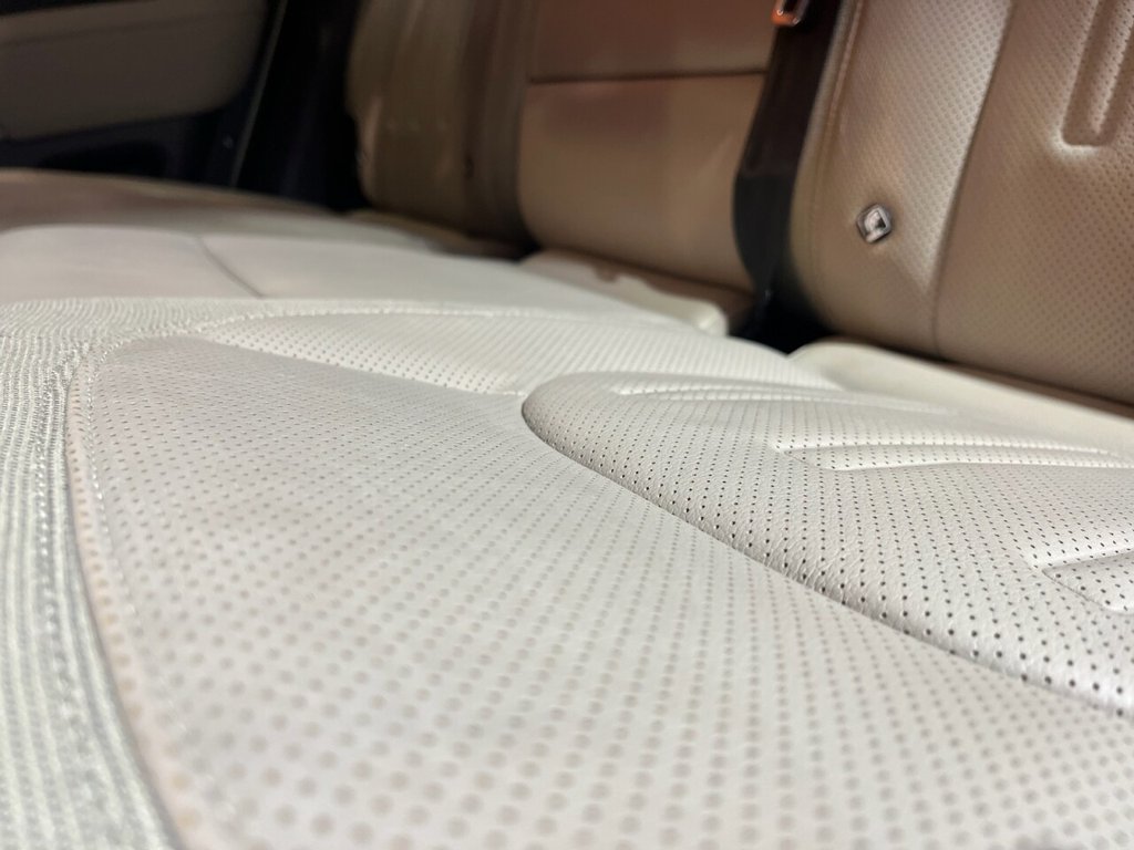 Used Land Rover Defender 2020 for sale - 77572133: Photo 12