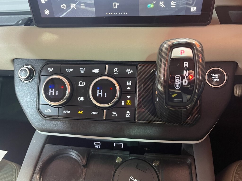 Used Land Rover Defender 2020 for sale - 77572133: Photo 14