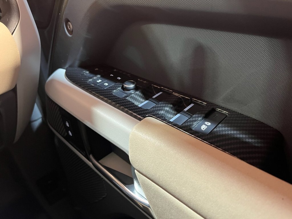 Used Land Rover Defender 2020 for sale - 77572133: Photo 30