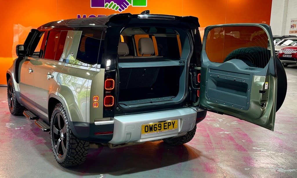 Used Land Rover Defender 2020 for sale - 77572133: Photo 36