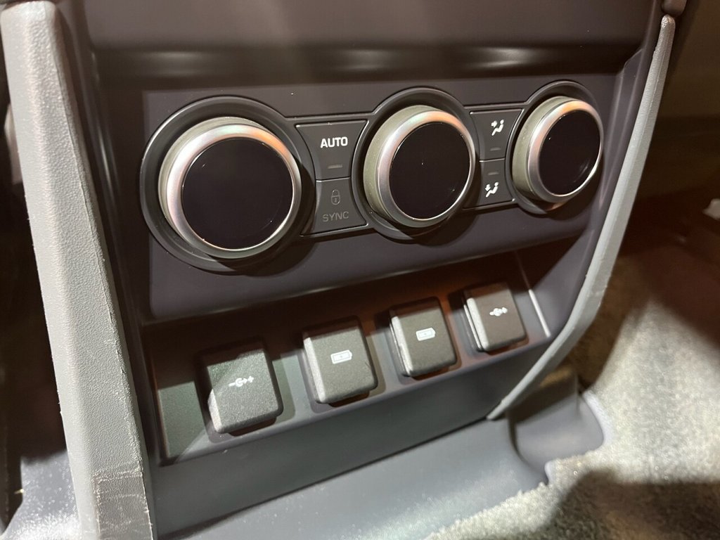 Used Land Rover Defender 2020 for sale - 77572133: Photo 37