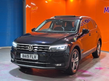 Used Volkswagen Tiguan Allspace 2019 for sale - 76642905: Photo