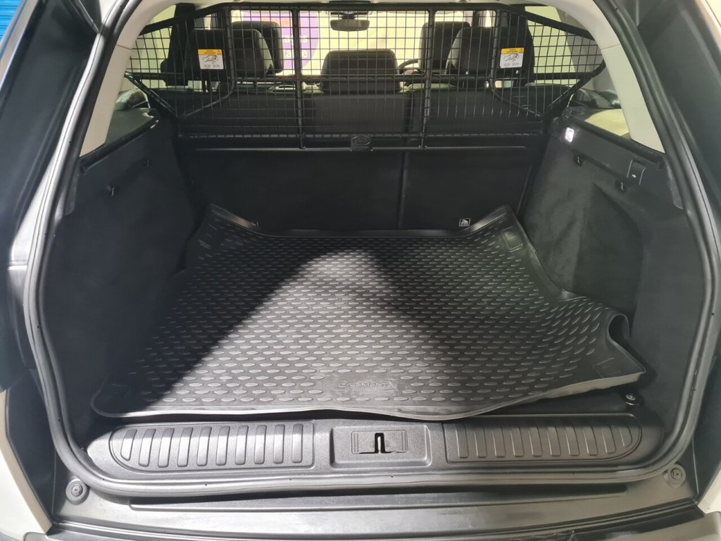 Used Land Rover Range Rover Sport 2018 for sale - 77764885: Photo 31