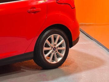 Used Ford Focus 2016 for sale - 76396501: Photo