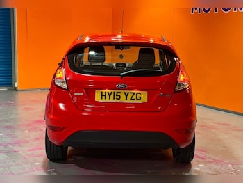 Used Ford Fiesta 2015 for sale - 77048700: Photo