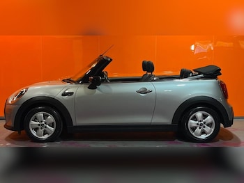 Used MINI Convertible 2023 for sale - 77521185: Photo