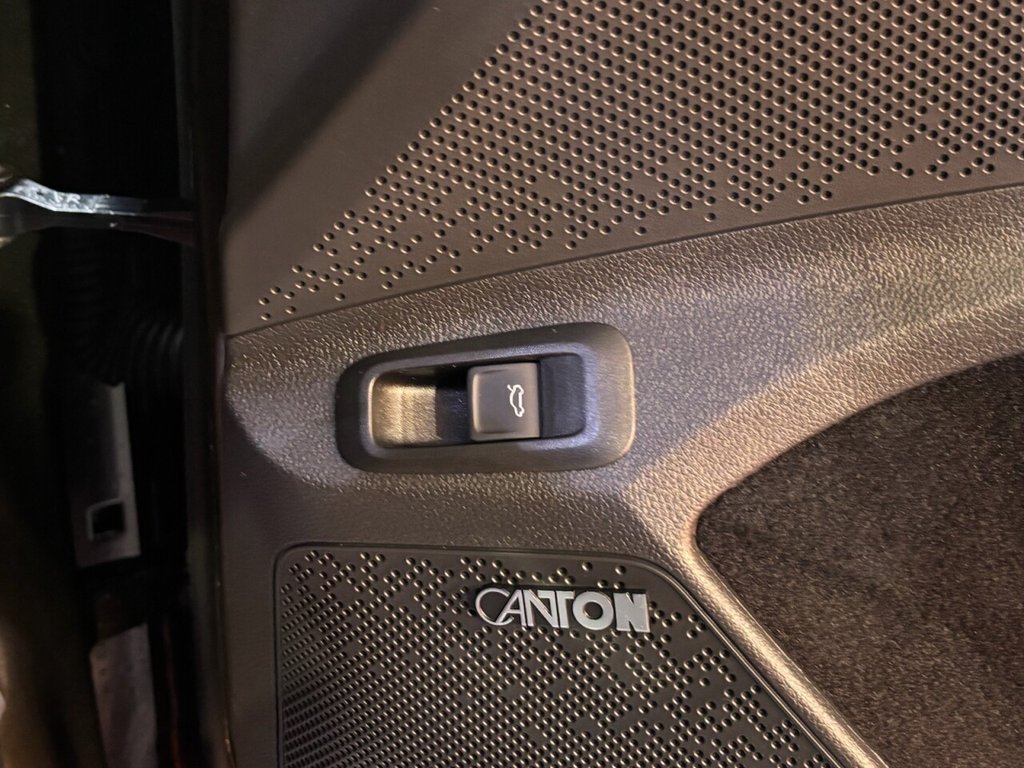 Used Skoda Enyaq 2025 for sale - 76590873: Photo 32