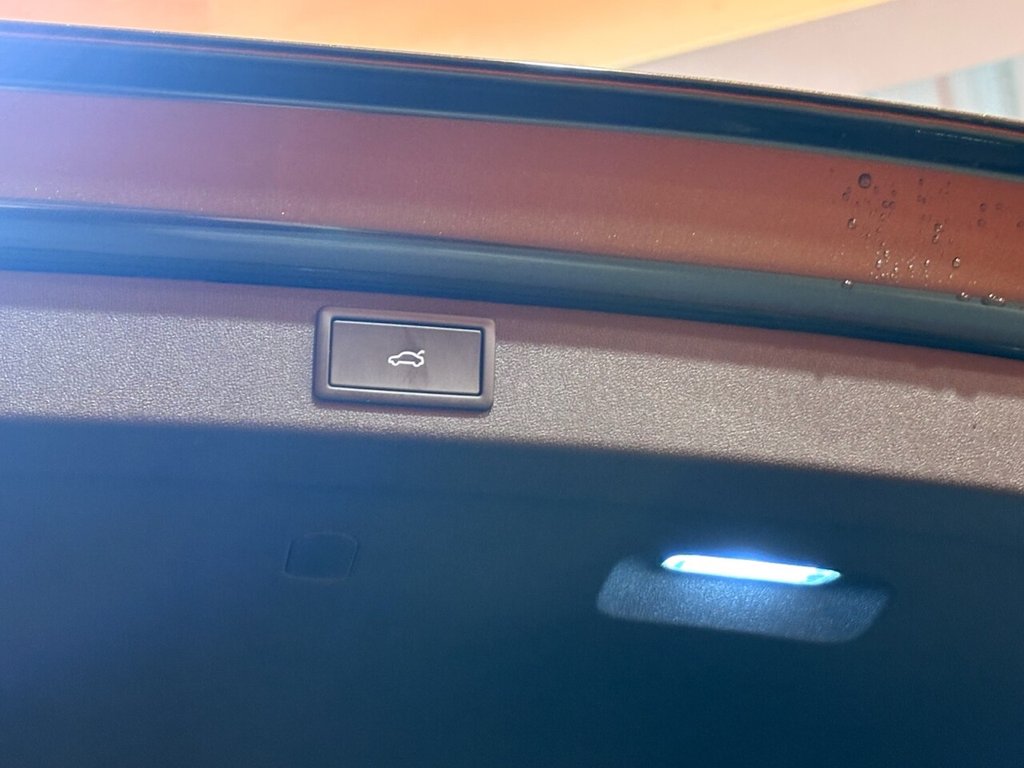 Used Skoda Enyaq 2025 for sale - 76590873: Photo 9