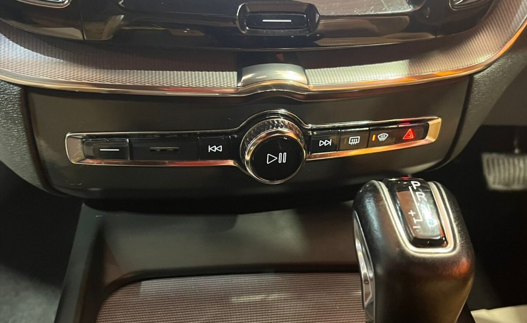 Used Volvo XC60 2018 for sale - 77199791: Photo 10