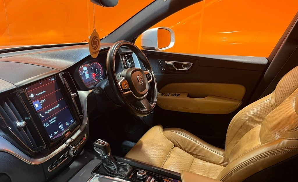 Used Volvo XC60 2018 for sale - 77199791: Photo 18