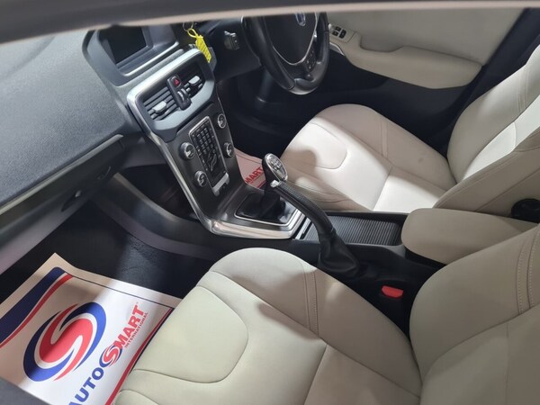 Used Volvo V40 2014 for sale - 74529569: Photo 14