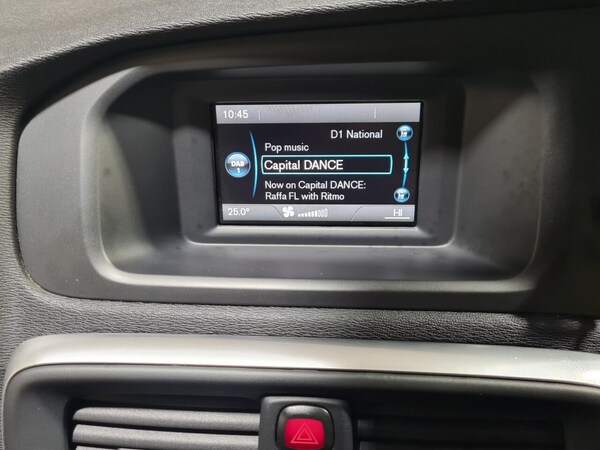 Used Volvo V40 2014 for sale - 74529569: Photo 20