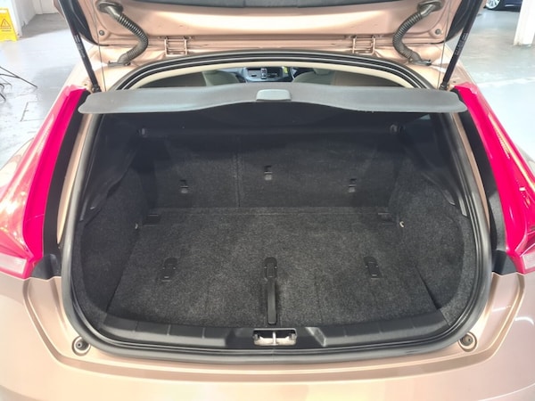 Used Volvo V40 2014 for sale - 74529569: Photo 23