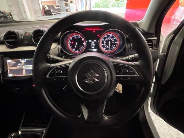 Used Suzuki Swift 2023 for sale - 75527785: Photo 27