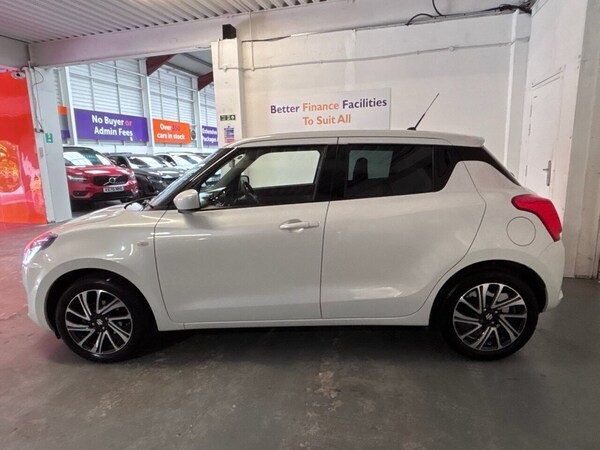 Used Suzuki Swift 2023 for sale - 75527785: Photo 7