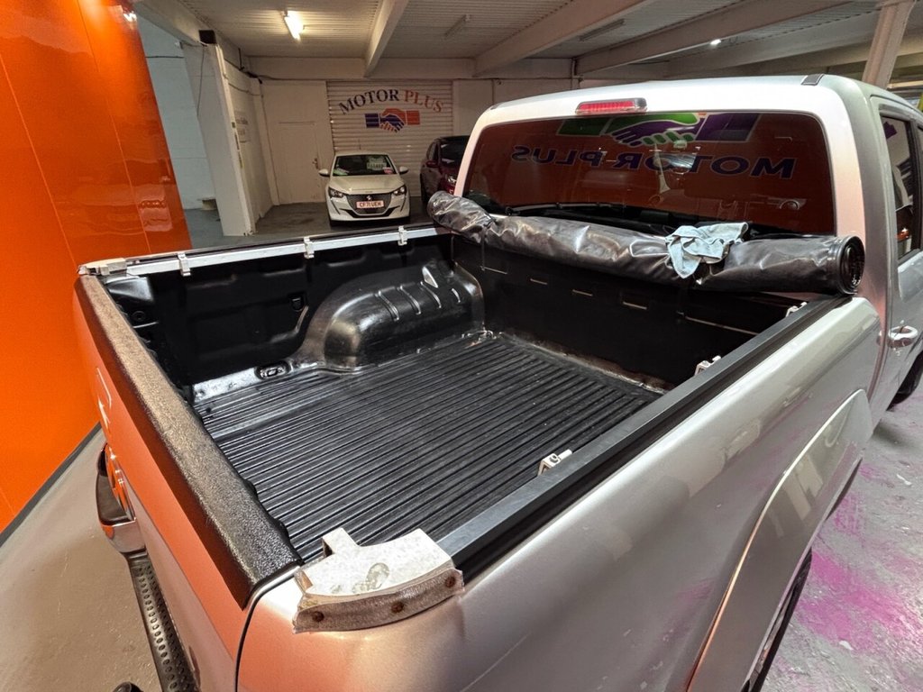 Used Volkswagen Amarok 2013 for sale - 77171641: Photo 12