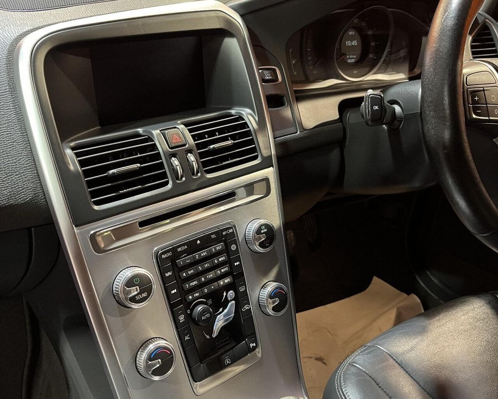 Used Volvo XC60 2017 for sale - 77026918: Photo 18